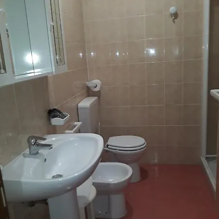 Adams - Guest house *